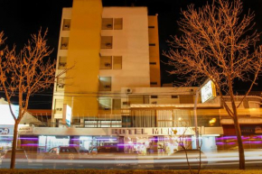 Отель Hotel Menossi  Рио Куарто